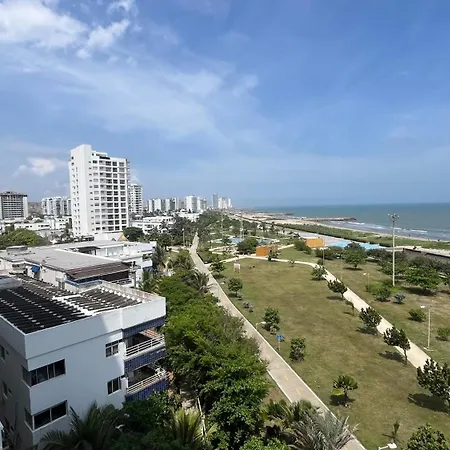 Luxury With A Location And Pool *