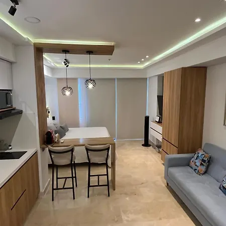 Luxury With A Location And Pool